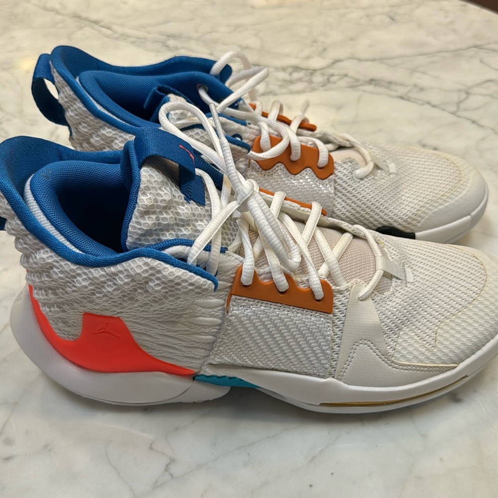 JORDAN AIR WHY NOT 0.2 OKC SIZE 9 - BRAND NEW